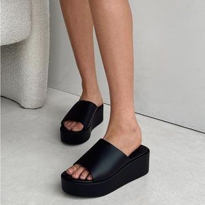 Princess Polly Britta Platform Heels